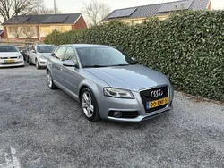 Grijs Gebruikt 2012 Audi A3 Ambition Hatchback | € 7.945 (Eerlijke prijs)