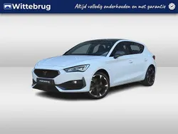 Wit Gebruikt 2022 Cupra Leon Hatchback | € 26.450 (Eerlijke prijs)