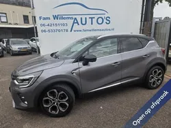 Grijs Gebruikt 2021 Renault Captur Intens SUV | € 18.981 (Eerlijke prijs)