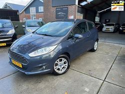 Grijs Gebruikt 2014 Ford Fiesta Titanium Hatchback | € 2.499 (Eerlijke prijs)