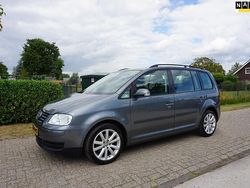 Grijs Gebruikt 2004 VW Touran MPV | € 1.350 (Eerlijke prijs)