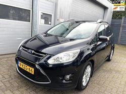 Zwart (metallic) Gebruikt 2013 Ford Grand C-Max Titanium MPV | € 3.450 (Goede deal)