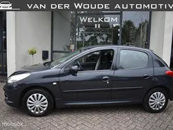 Grijs Gebruikt 2010 Peugeot 206+ Hatchback | € 2.999 (Eerlijke prijs)
