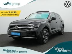 Zwart Gebruikt 2024 VW Touareg Elegance SUV | € 65.700 (Super prijs)