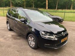 Zwart, metallic lak Gebruikt 2013 VW Sharan Highline MPV | € 3.450