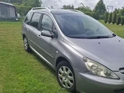 Grijs Gebruikt 2004 Peugeot 307 Stationwagen | € 500 (Goede deal)