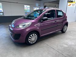 Paars Gebruikt 2012 Peugeot 107 Access Hatchback | € 2.950 (Eerlijke prijs)