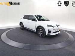 Wit Nieuw 2025 Renault R5 Komfort Hatchback | € 34.795 (Eerlijke prijs)
