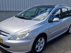 Grijs Gebruikt 2004 Peugeot 307 Stationwagen | € 1.199 (Eerlijke prijs)