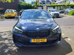 Zwart Gebruikt 2020 BMW 118 Hatchback | € 23.500 (Iets duurder)