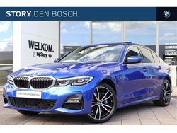 M portimao blau (blauw metallic) Gebruikt 2021 BMW 330e Comfort Edition Sedan | € 36.950 (Iets duurder)
