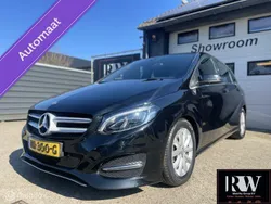Zwart Gebruikt 2017 Mercedes B180 Business MPV | € 16.795 (Super prijs)
