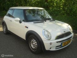 Wit Gebruikt 2006 Mini ONE Hatchback | € 975 (Goede deal)