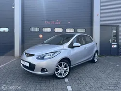 Zilver Gebruikt 2009 Mazda 2 Hatchback | € 5.750 (Eerlijke prijs)