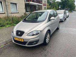 Beige Gebruikt 2009 Seat Altea Style MPV | € 3.500 (Eerlijke prijs)