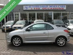 Grijs Gebruikt 2004 Peugeot 206 CC Cabriolet | € 1.950 (Eerlijke prijs)