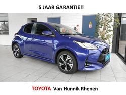 Blauw Gebruikt 2024 Toyota Yaris Hybrid Style Hatchback | € 24.950 (Eerlijke prijs)
