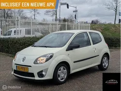 Wit Gebruikt 2011 Renault Twingo Authentique Hatchback | € 3.500 (Eerlijke prijs)