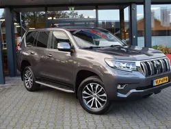 Grijs, metallic lak Gebruikt 2021 Toyota Land Cruiser SUV | € 54.444 (Iets duurder)