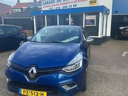 Blauw Gebruikt 2017 Renault Clio IV Intens Hatchback | € 14.750 (Iets duurder)