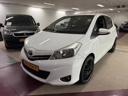 Wit Gebruikt 2012 Toyota Yaris Hatchback | € 8.499 (Eerlijke prijs)