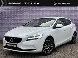 Wit Gebruikt 2020 Volvo V40 Performance Stationwagen | € 18.899 (Eerlijke prijs)
