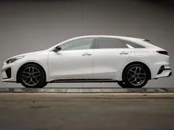 Wit Gebruikt 2021 Kia ProCeed GT-Line Hatchback | € 19.945 (Eerlijke prijs)