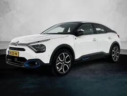 Wit Gebruikt 2022 Citroën e-C4 Shine SUV | € 19.920 (Eerlijke prijs)