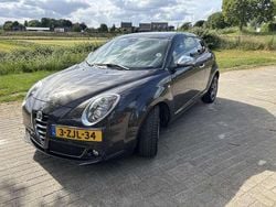 Grijs Gebruikt 2015 Alfa Romeo MiTo Hatchback | € 8.250 (Eerlijke prijs)