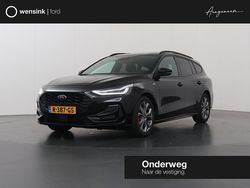 Zwart Gebruikt 2022 Ford Focus ST-Line Stationwagen | € 18.935 (Eerlijke prijs)