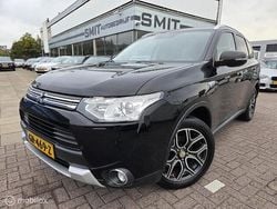 Zwart Gebruikt 2015 Mitsubishi Outlander SUV | € 12.950 (Goede deal)
