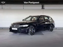 Black sapphiremetallic Gebruikt 2024 BMW 330e Comfort Edition Stationwagen | € 59.900 (Eerlijke prijs)