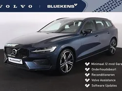 Blauw Gebruikt 2022 Volvo V60 Momentum Stationwagen | € 32.900 (Super prijs)