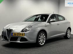 Grijs Gebruikt 2013 Alfa Romeo Giulietta Veloce Hatchback | € 8.500 (Eerlijke prijs)