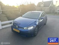 Blauw Gebruikt 2022 VW Polo Business Hatchback | € 19.950 (Goede deal)