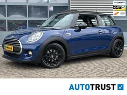 Blauw Gebruikt 2016 Mini Cooper Pepper Hatchback | € 13.850 (Eerlijke prijs)