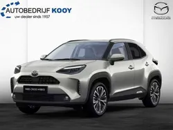 Grijs Gebruikt 2024 Toyota Yaris Cross Style SUV | € 30.950 (Eerlijke prijs)