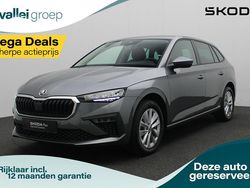 Grijs Gebruikt 2024 Skoda Scala Selection Hatchback | € 24.900 (Iets duurder)