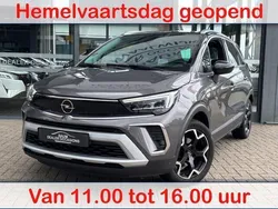 Grijs, metallic lak Gebruikt 2023 Opel Crossland Elegance SUV | € 17.950 (Goede deal)