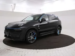 Zwart, metallic lak Gebruikt 2022 Lynk & Co 01 SUV | € 25.995 (Iets duurder)