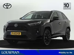 Zwart Gebruikt 2022 Toyota RAV4 Hybrid Executive SUV | € 42.745 (Eerlijke prijs)