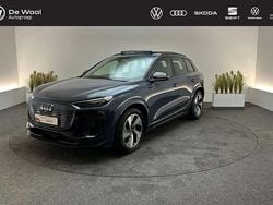Plasmablauw metallic Gebruikt 2024 Audi Q6 e-tron S-Line SUV | € 68.800 (Eerlijke prijs)