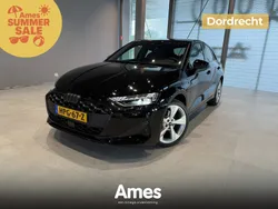 Zwart Nieuw 2025 Audi A3 Sportback e-tron Advanced Sedan | € 47.495