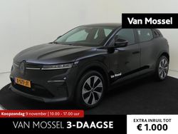 Noir étoilé gne Gebruikt 2024 Renault Megane E-Tech Evolution Hatchback | € 32.940 (Duur)