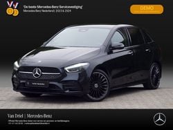 Zwart Gebruikt 2023 Mercedes B250e AMG line MPV | € 40.950 (Eerlijke prijs)