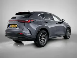 Grijs Gebruikt 2022 Lexus NX450h+ Launch Edition SUV | € 49.995 (Eerlijke prijs)