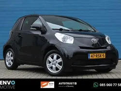 Zwart Gebruikt 2011 Toyota iQ Hatchback | € 5.450 (Eerlijke prijs)