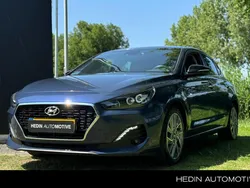 Blauw Gebruikt 2018 Hyundai i30 Premium Hatchback | € 17.995 (Eerlijke prijs)