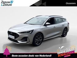Grijs Gebruikt 2023 Ford Focus ST-Line Stationwagen | € 23.435 (Goede deal)
