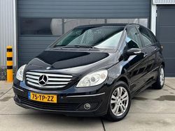 Zwart Gebruikt 2007 Mercedes B150 MPV | € 4.299 (Iets duurder)